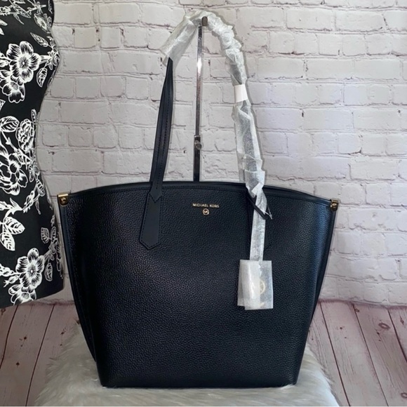 Michael Kors JANE Tote/JET SET TRAVEL 3Qtr Zip Wallet 2pc Set - Picture 2 of 8